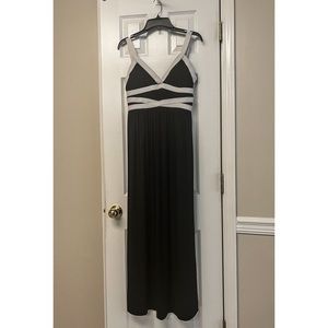 Sofia Vergara Black White Maxi Evening Formal Dress Sundress Medium